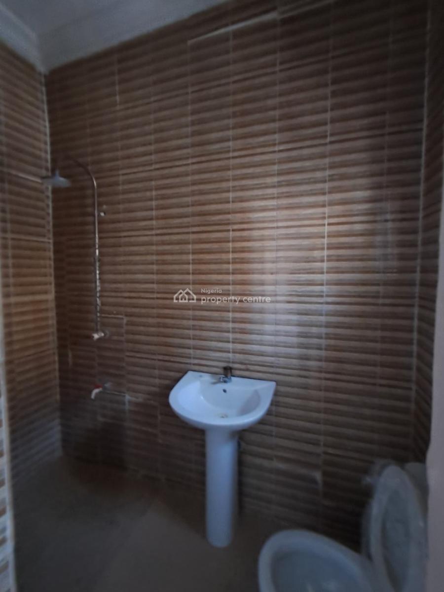 Fantastic 3-bedroom Apartment (ground Floor), New Road Alpha Beach, Chevron, Lekki, Lagos, Flat / Apartment for Rent