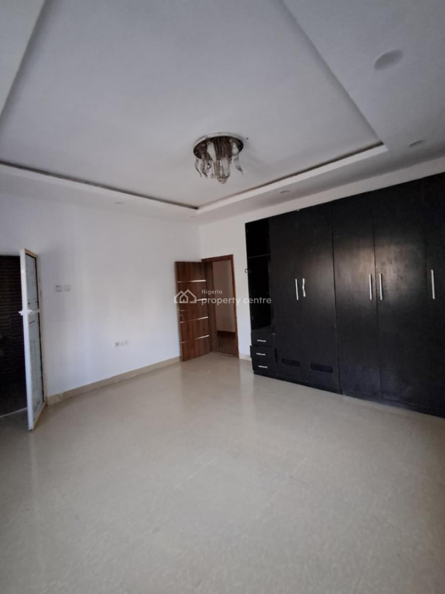 Fantastic 3-bedroom Apartment (ground Floor), New Road Alpha Beach, Chevron, Lekki, Lagos, Flat / Apartment for Rent