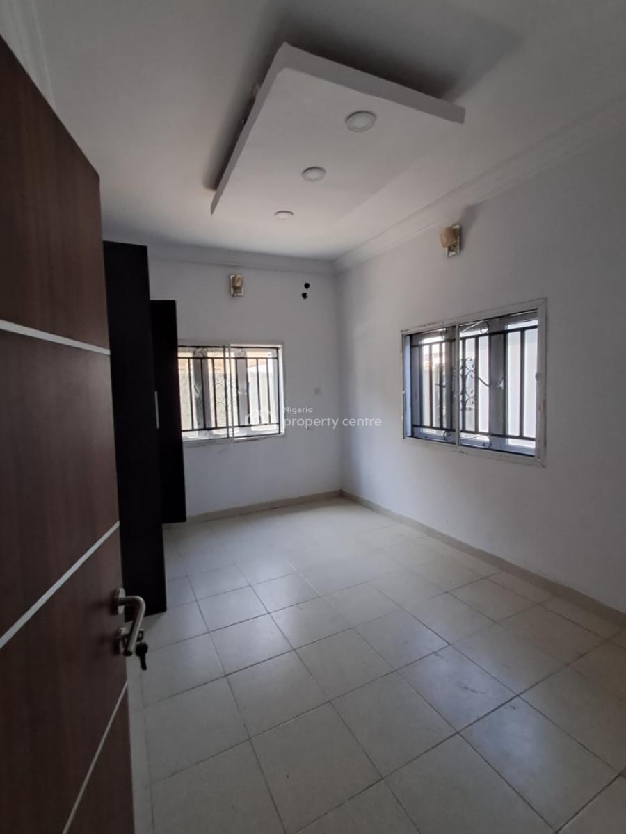 Fantastic 3-bedroom Apartment (ground Floor), New Road Alpha Beach, Chevron, Lekki, Lagos, Flat / Apartment for Rent