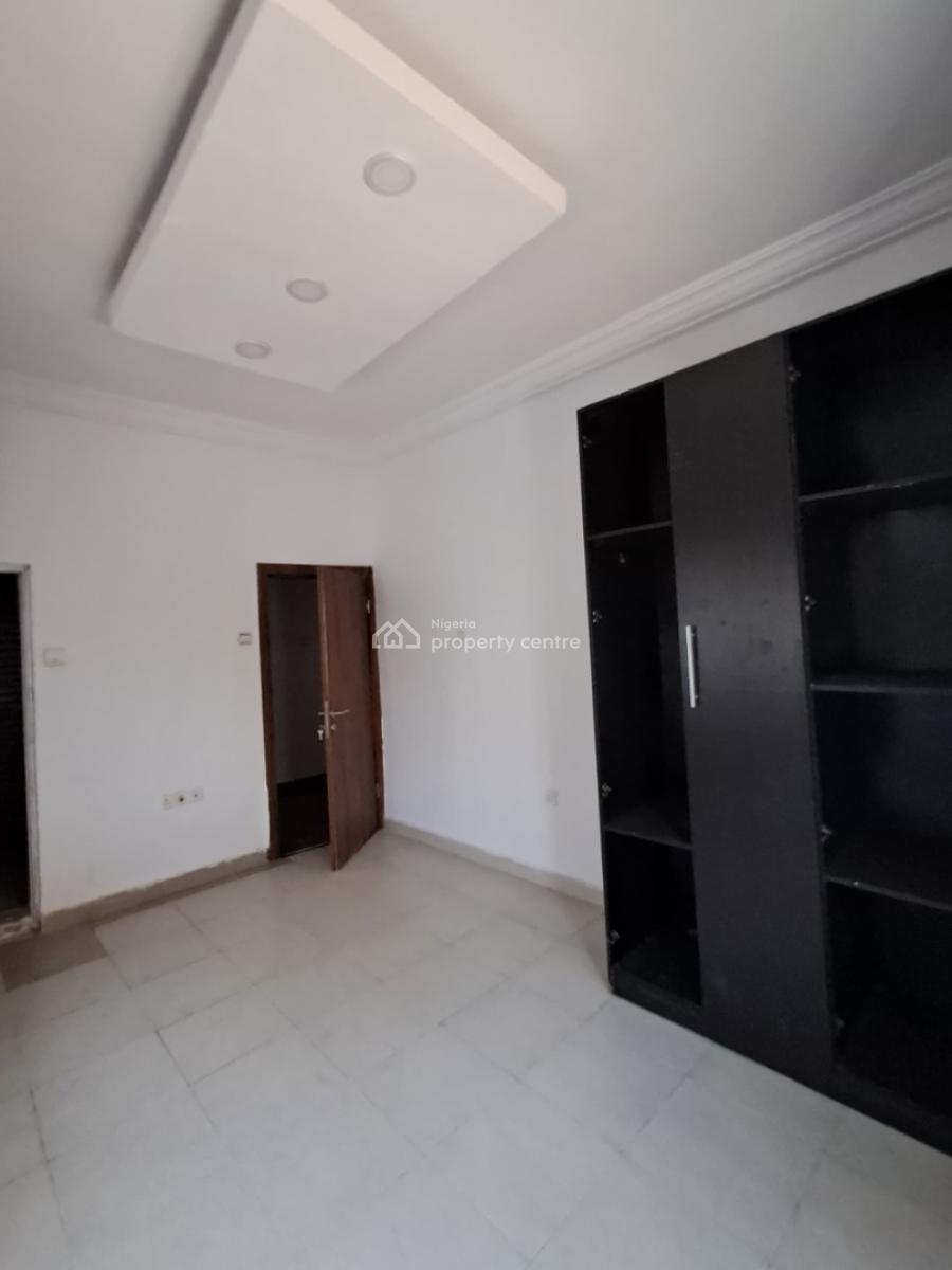 Fantastic 3-bedroom Apartment (ground Floor), New Road Alpha Beach, Chevron, Lekki, Lagos, Flat / Apartment for Rent
