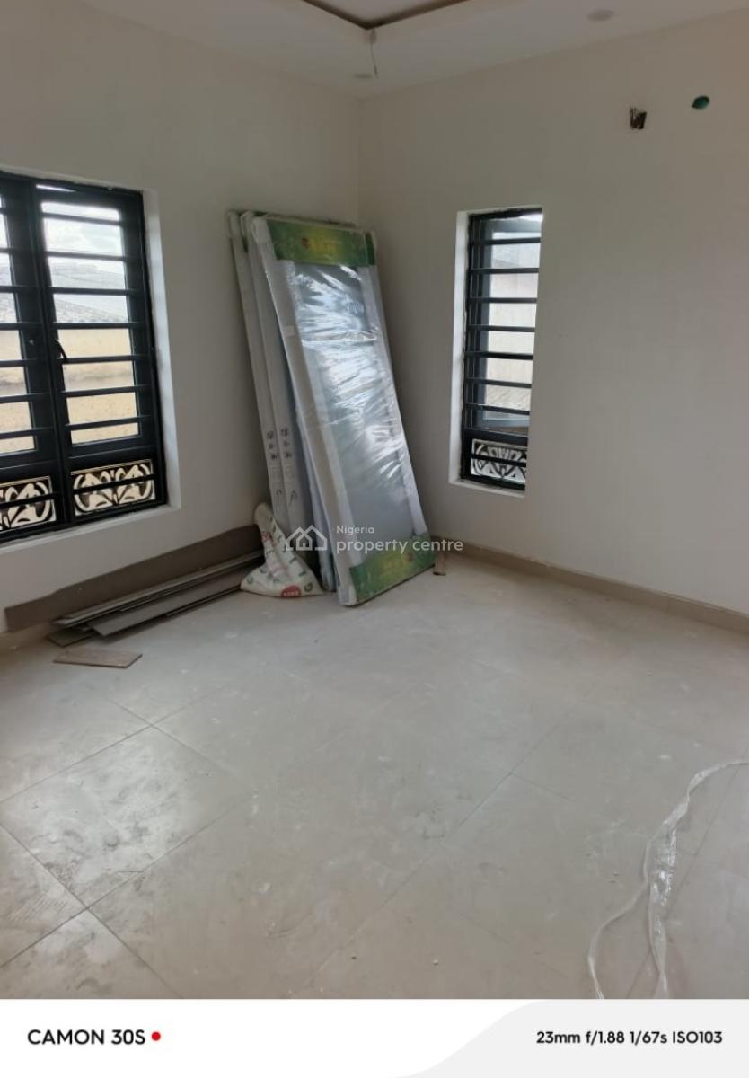 Brand New 2 Bedroom Apartment, Off Ayodele Okeowo Street, Sholuyi, Gbagada, Lagos, Flat / Apartment for Rent