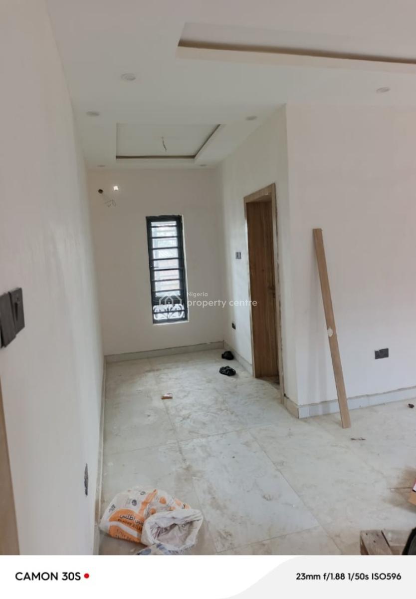 Brand New 2 Bedroom Apartment, Off Ayodele Okeowo Street, Sholuyi, Gbagada, Lagos, Flat / Apartment for Rent