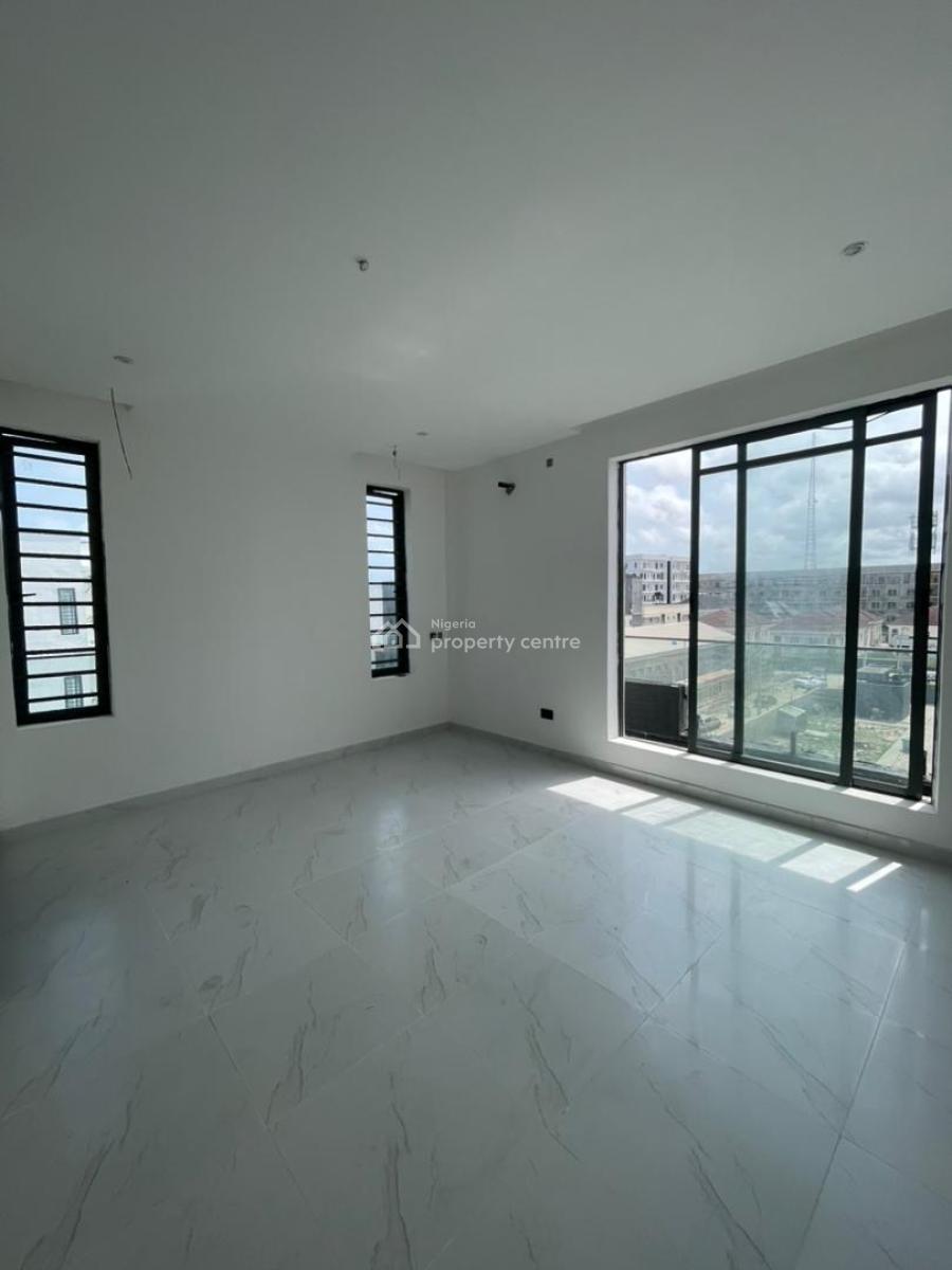 Spacious and Lovely 2 Bedroom Apartment, Lekki Phase 1, Lekki, Lagos, Block of Flats for Sale