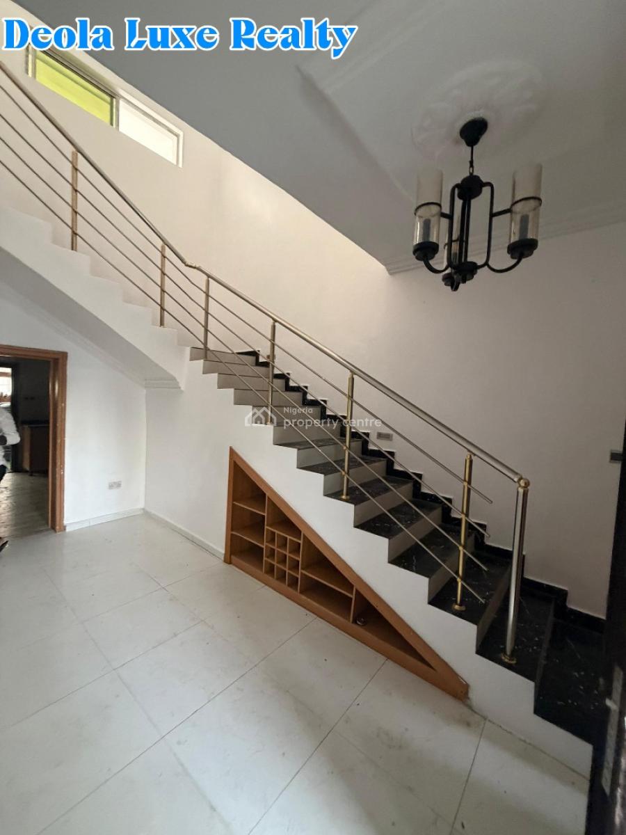 a Very Spacious 3 Bedroom Terrace House in a Fully Serviced Estate, Horizon 2 Estate, Ikate, Lekki, Lagos, Terraced Duplex for Rent