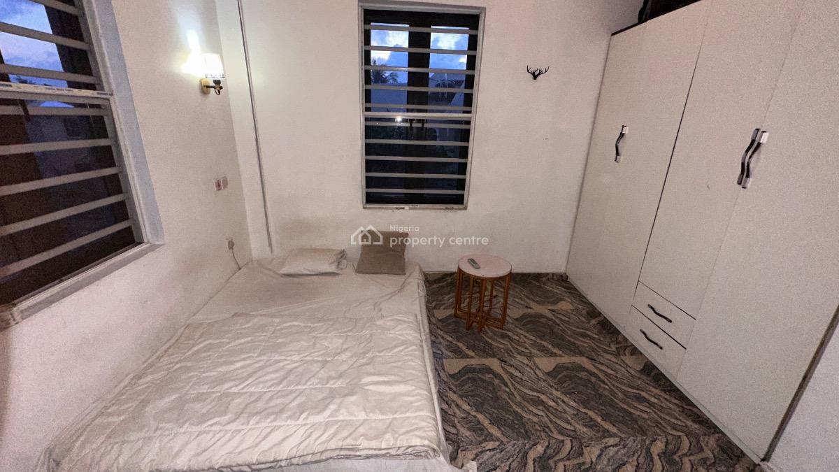 1 Bedroom Shared Apartment, Thomas Estate, Ajah, Lagos, Self Contain (single Rooms) for Rent