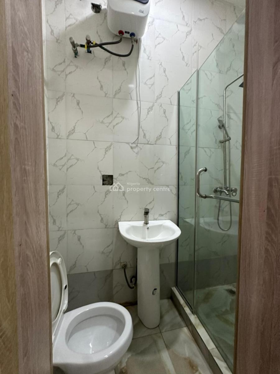 Downstairs Mini Flat  with Closed  Door Kitchen { Video}, Ikota Villa Gra, Ikota, Lekki, Lagos, Mini Flat (room and Parlour) for Rent