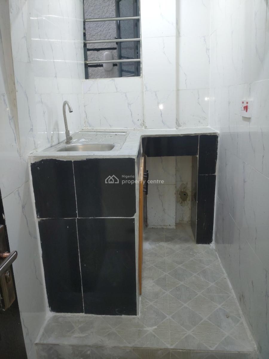 1 Bedroom, Extension, Omole Phase 2, Ikeja, Lagos, Self Contain (single Rooms) for Rent