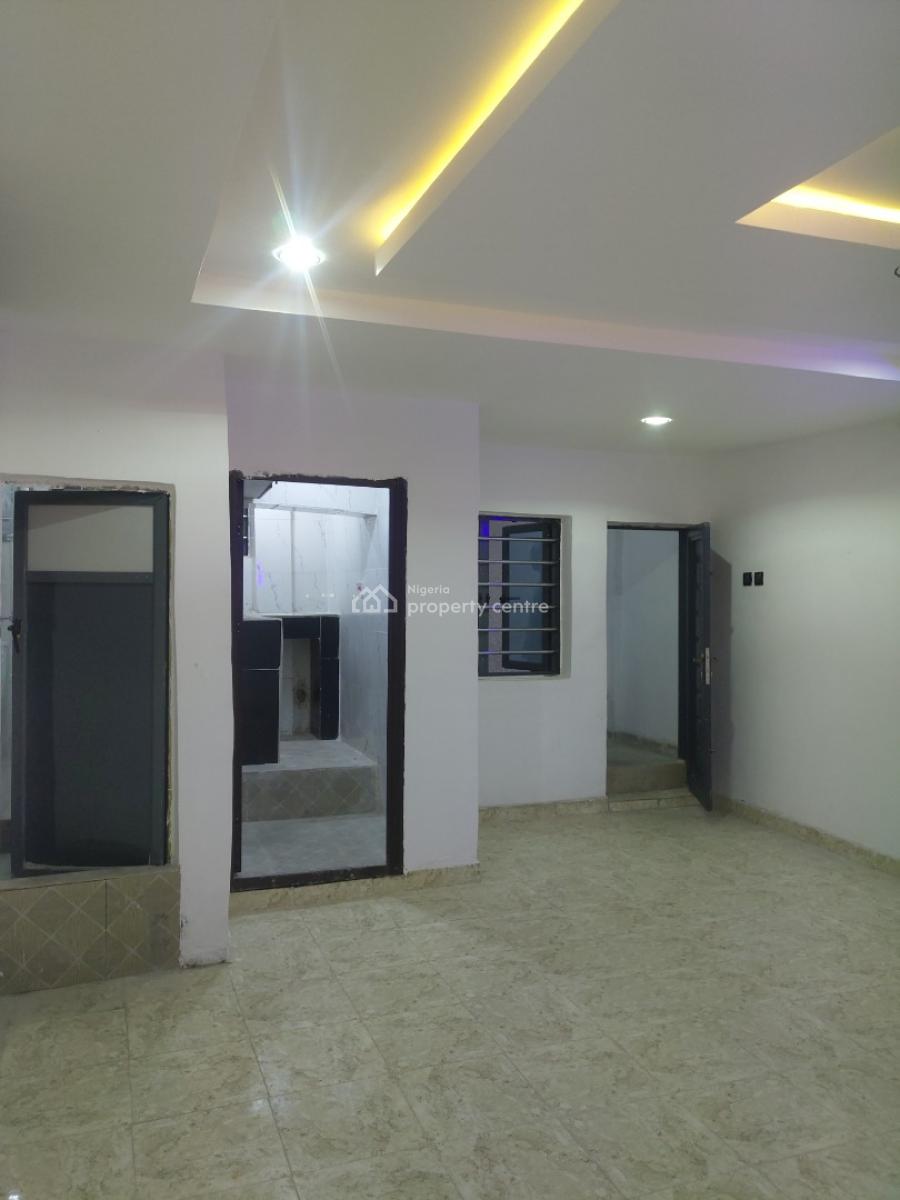 1 Bedroom, Extension, Omole Phase 2, Ikeja, Lagos, Self Contain (single Rooms) for Rent