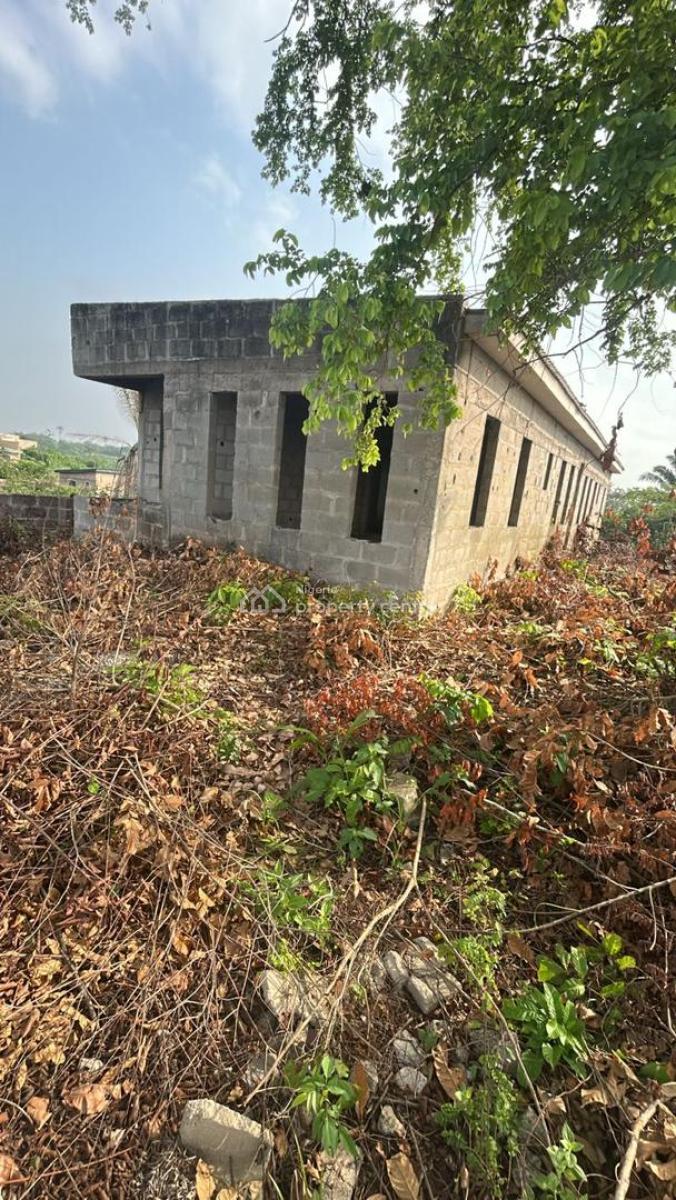 Distress 1 Plot of Land Measuring 600 with Structure, Imokun Yewa Road, Epe, Lagos, Mixed-use Land for Sale