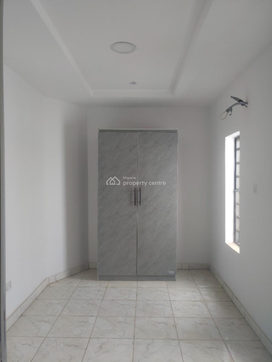 3 Bedroom, Omole Phase 2, Ikeja, Lagos, Flat / Apartment for Rent