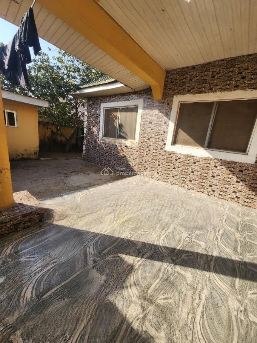 Luxury 3 Bedroom Bungalow with Excellent Facilities in Lugbe -abuja, Lugbe District. Abuja - Nigeria., Fha (f.h.a), Lugbe District, Abuja, Detached Bungalow for Sale