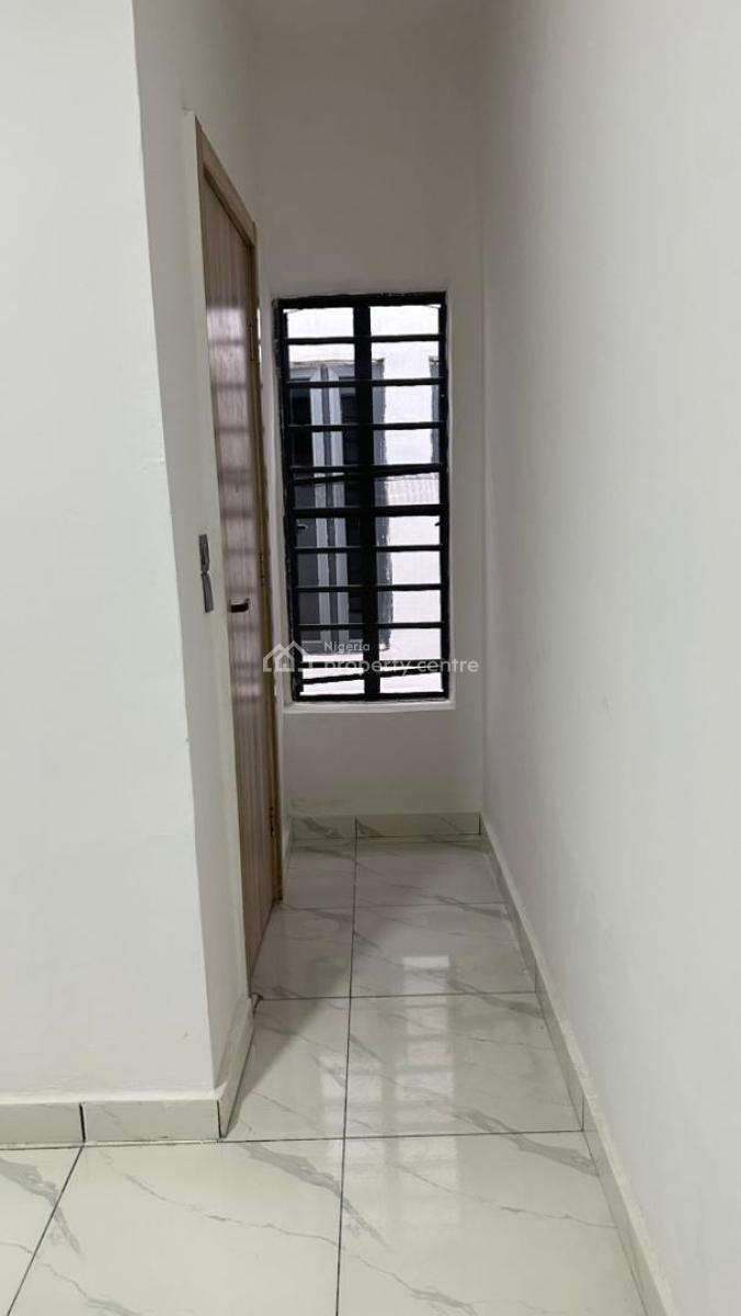 Semi Masters Room, Orchid, Lekki, Lagos, Self Contain (single Rooms) for Rent