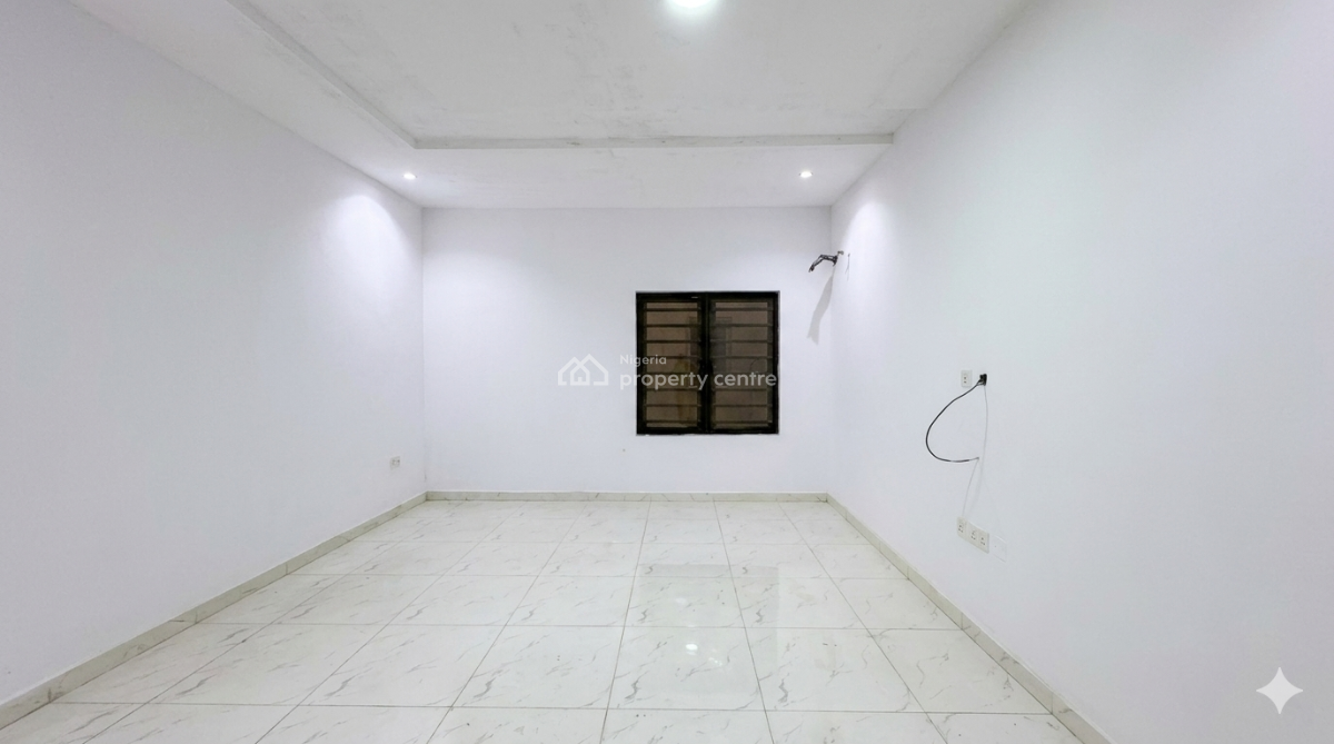 Brand New 2 Bedroom Pentfloor Apartment, By Renee Supermarket, Lekki Phase 1, Lekki, Lagos, Flat / Apartment for Rent