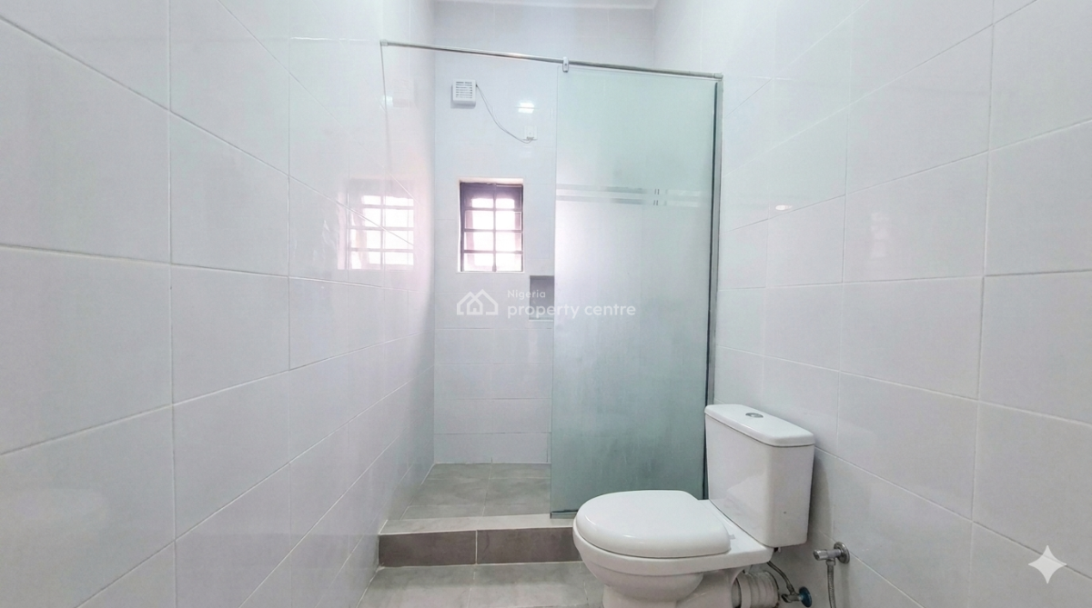 Brand New 2 Bedroom Pentfloor Apartment, By Renee Supermarket, Lekki Phase 1, Lekki, Lagos, Flat / Apartment for Rent