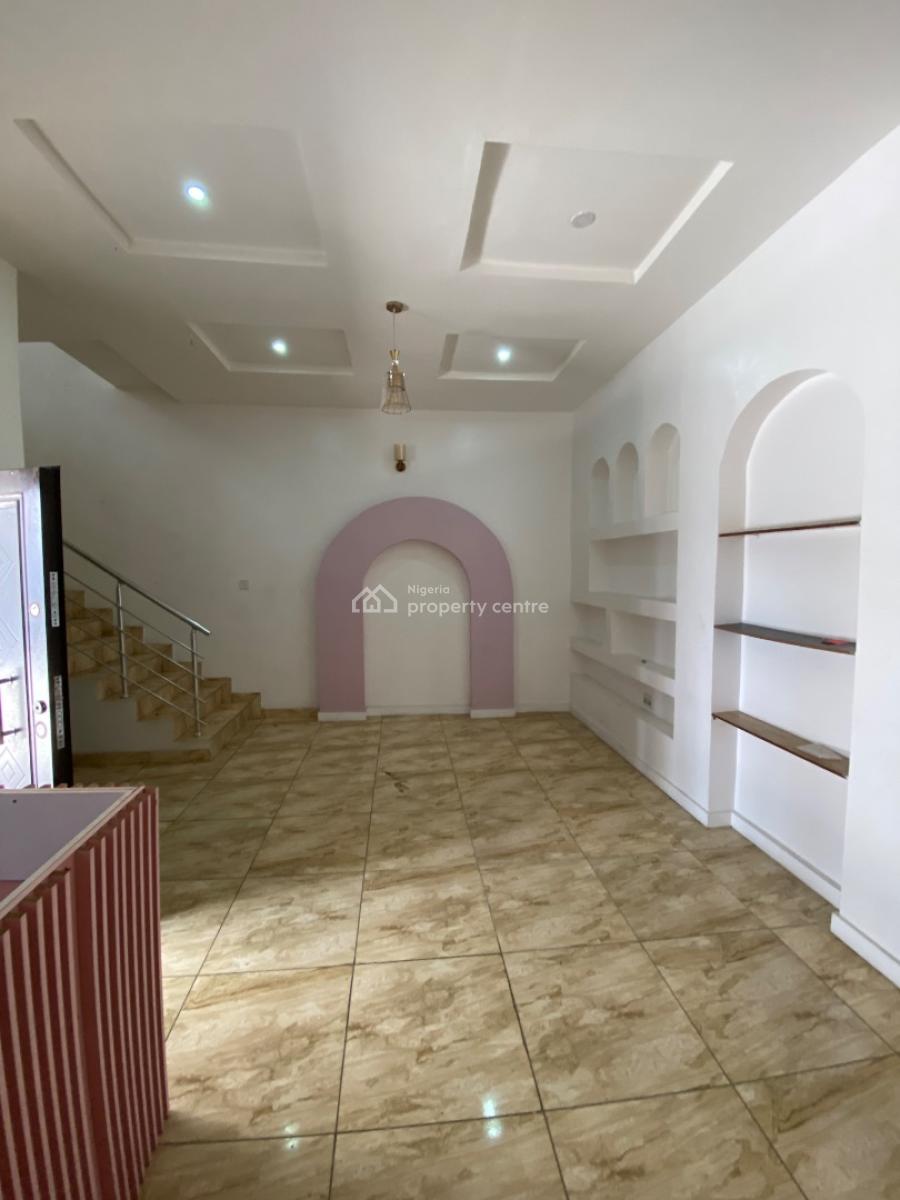 4 Bedroom Terrace Duplex Fully Serviced, Orchid Road, Lekki, Lagos, Terraced Duplex for Rent