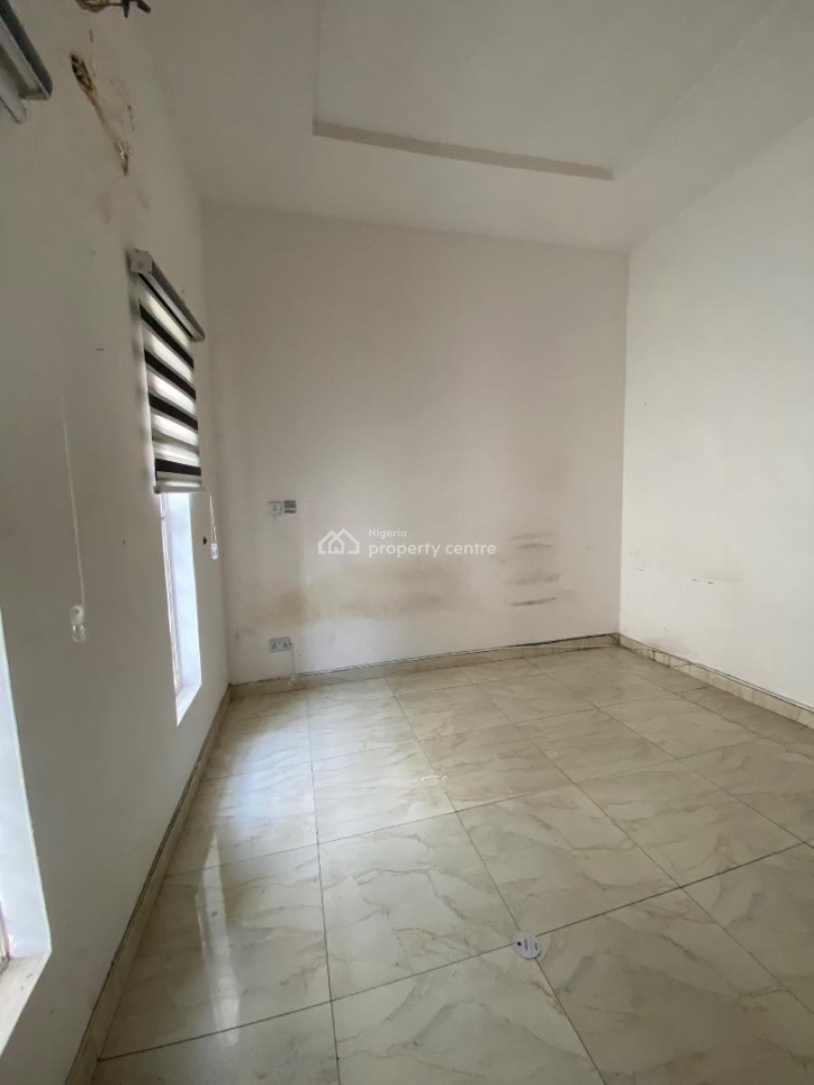 Semi Masters Room with Shared Kitchen in a Serviced Estate, Orchid Road Royal Pine 1, Lekki, Lagos, Self Contain (single Rooms) for Rent