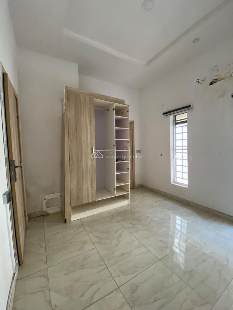 Semi Masters Room with Shared Kitchen in a Serviced Estate, Orchid Road Royal Pine 1, Lekki, Lagos, Self Contain (single Rooms) for Rent