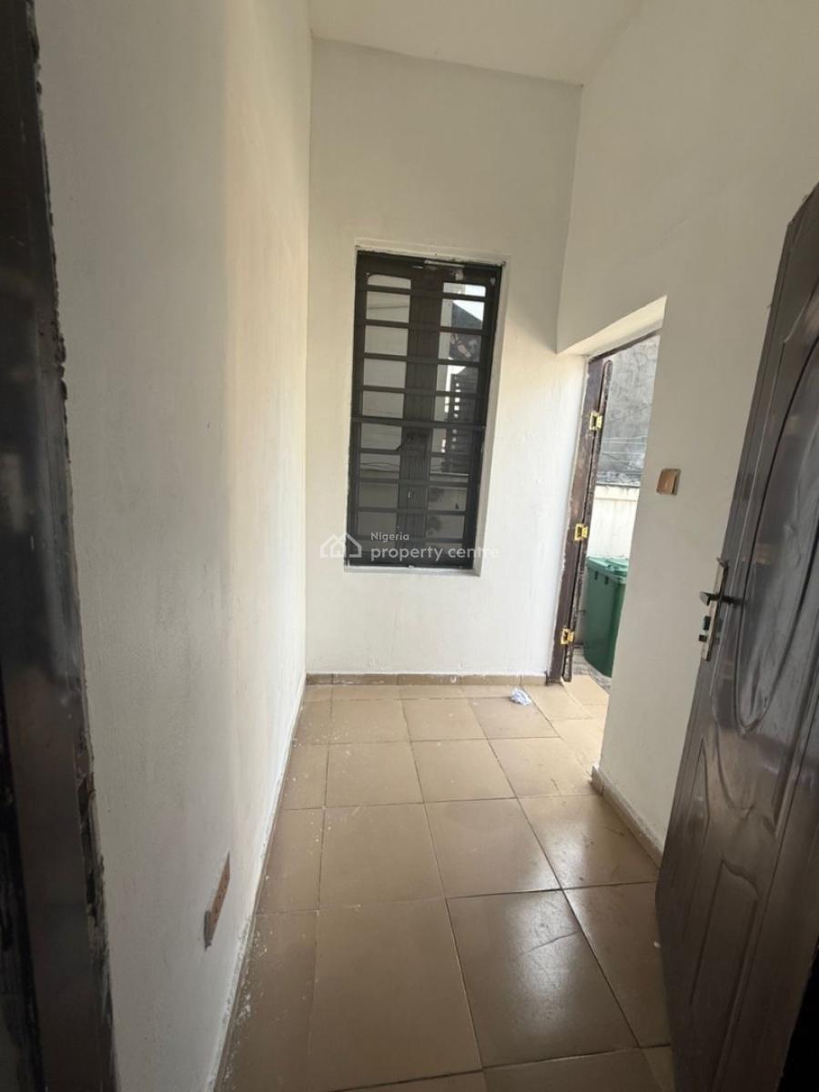 a Room Boy Quarter Bq, Orchid Road, Lekki, Lagos, Self Contain (single Rooms) for Rent