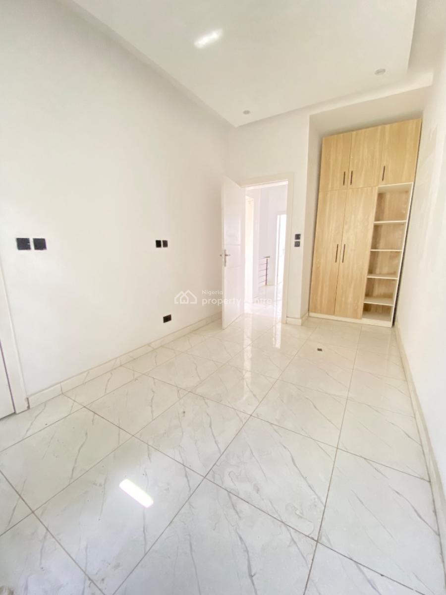 4 Bedroom Terrace House, Lekki Scheme 2, Ajah, Lagos, Terraced Duplex for Sale
