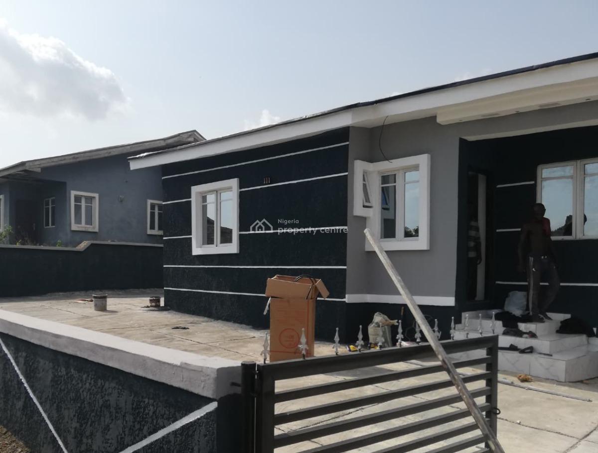 Luxury 3 Bedroom Bungalow with Bq, Iletuntun, Ibadan, Oyo, Detached Bungalow for Sale