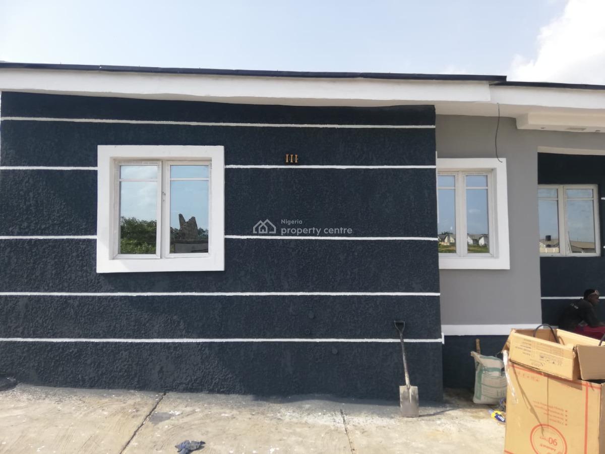 Luxury 3 Bedroom Bungalow with Bq, Iletuntun, Ibadan, Oyo, Detached Bungalow for Sale