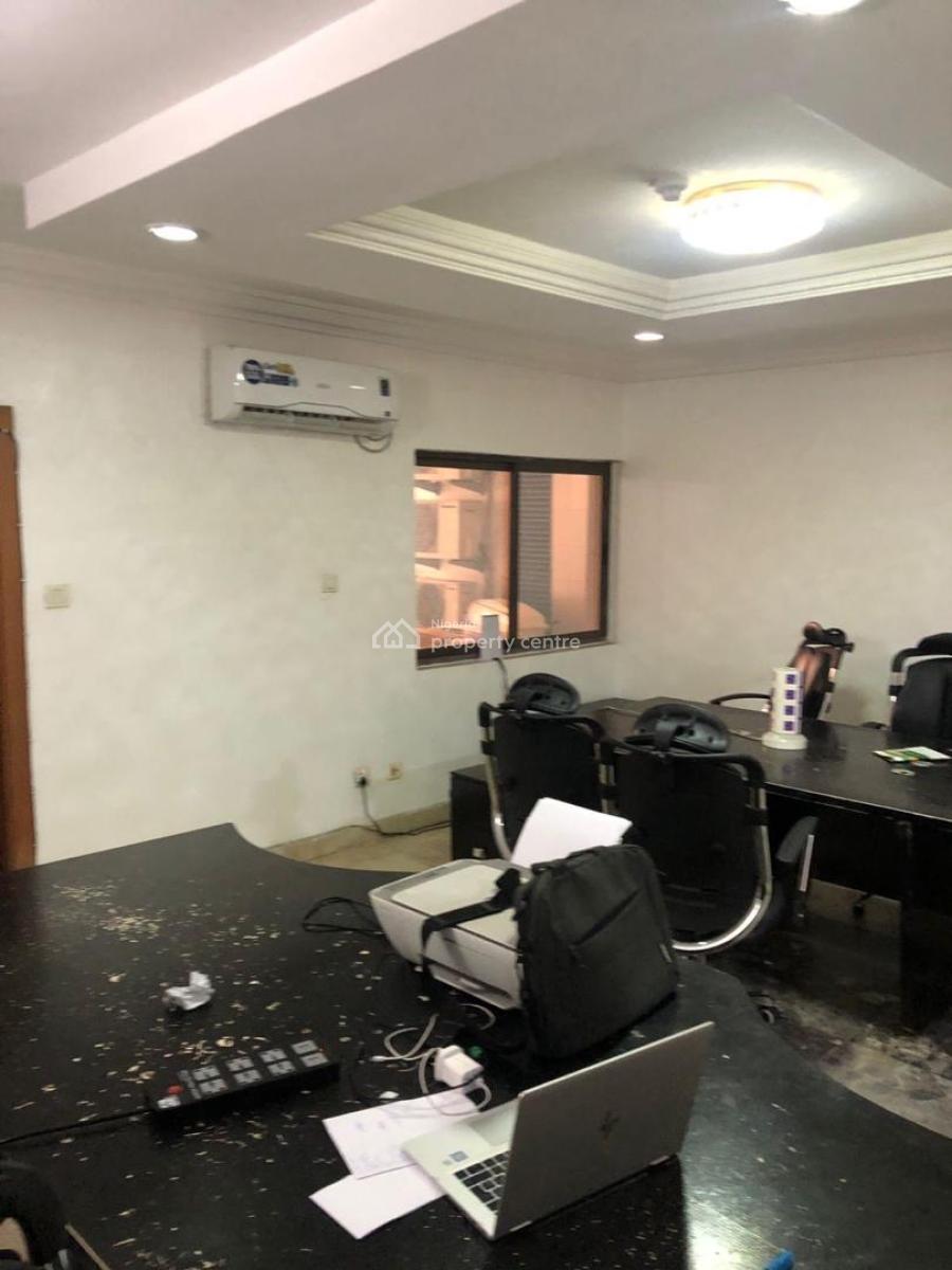Dm 4 Video Spacious 4bedroom Apartment with a Bq, Victoria Island Proper, Victoria Island (vi), Lagos, Flat / Apartment for Sale