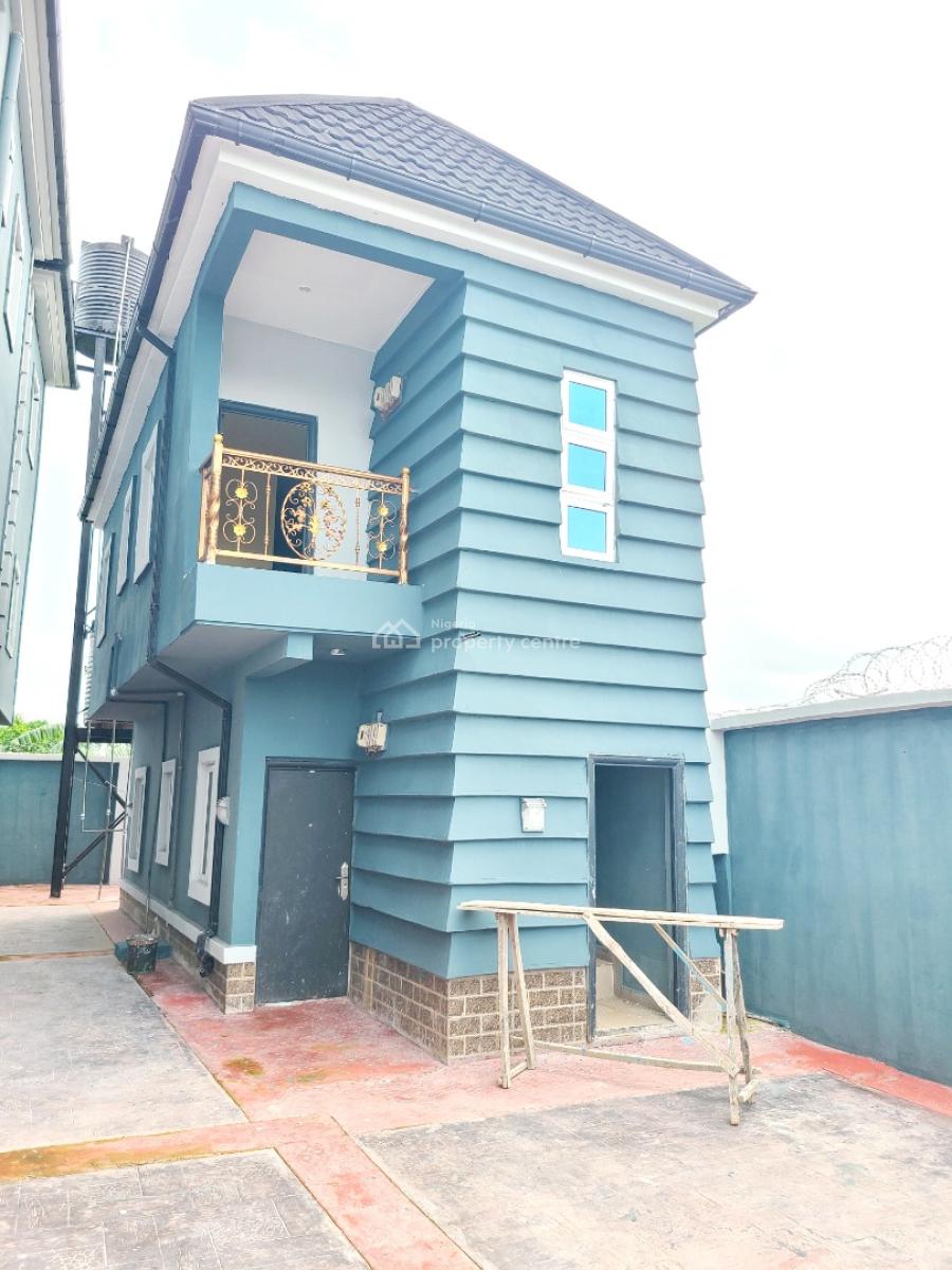 Brand New a Room & Parlour/mini Flat Upstairs, Housing Estate, World Bank, Owerri Municipal, Imo, Mini Flat (room and Parlour) for Rent