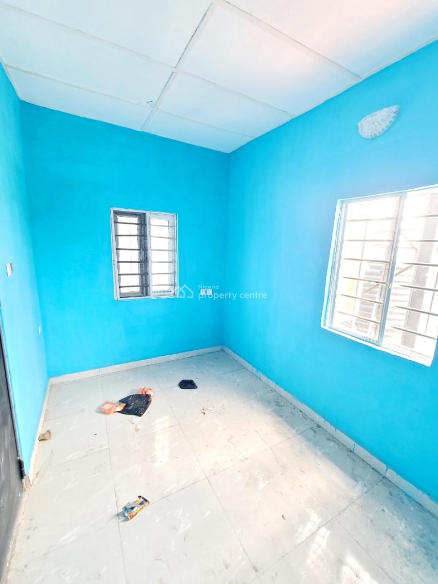 Brand New a Room & Parlour/mini Flat Upstairs, Housing Estate, World Bank, Owerri Municipal, Imo, Mini Flat (room and Parlour) for Rent