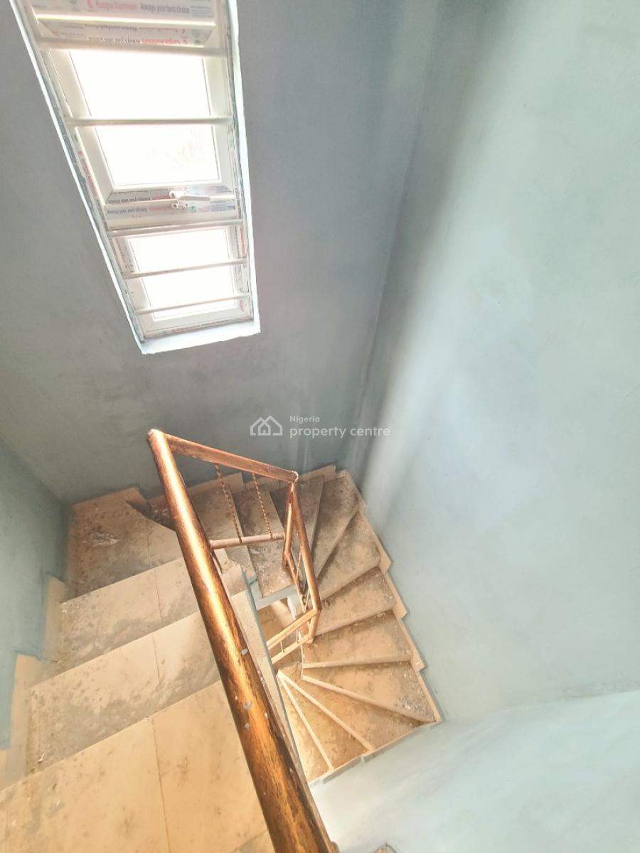 Brand New a Room & Parlour/mini Flat Upstairs, Housing Estate, World Bank, Owerri Municipal, Imo, Mini Flat (room and Parlour) for Rent