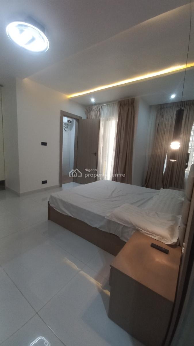 Luxury 2 Bedroom Apartment with Elevator and Swimming Pool, Lekki Phase 1, Lekki, Lagos, Flat / Apartment for Sale