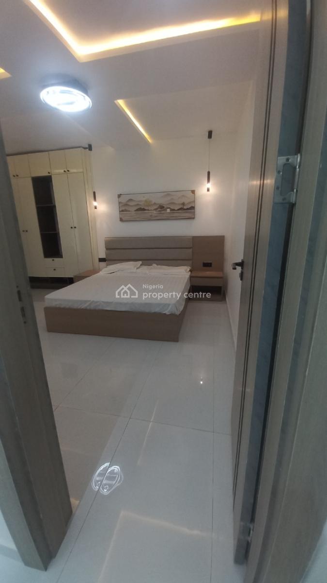 Luxury 2 Bedroom Apartment with Elevator and Swimming Pool, Lekki Phase 1, Lekki, Lagos, Flat / Apartment for Sale