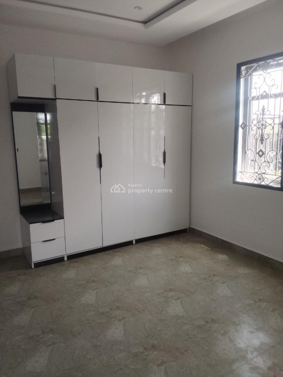 Standard 3 Bedroom Flat, Monastery Road, Sangotedo, Ajah, Lagos, Flat / Apartment for Rent