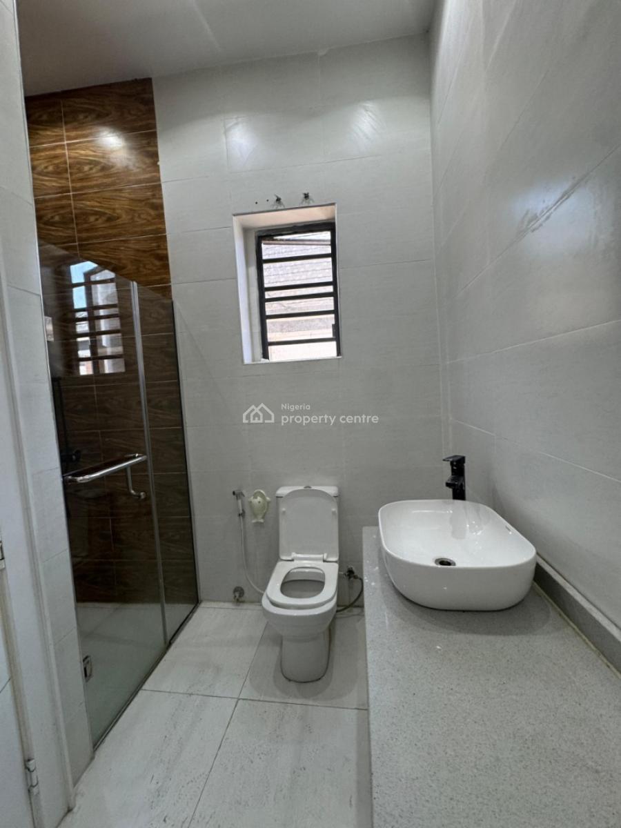 Spacious Upstairs Mini Flat, Royal Pine Estate Gate 3 Orchid Road, Lekki, Lagos, Mini Flat (room and Parlour) for Rent