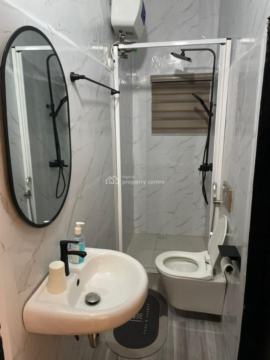 1 Bedroom Apartment, Admiralty Way, Lekki Phase 1, Lekki, Lagos, Flat / Apartment Short Let
