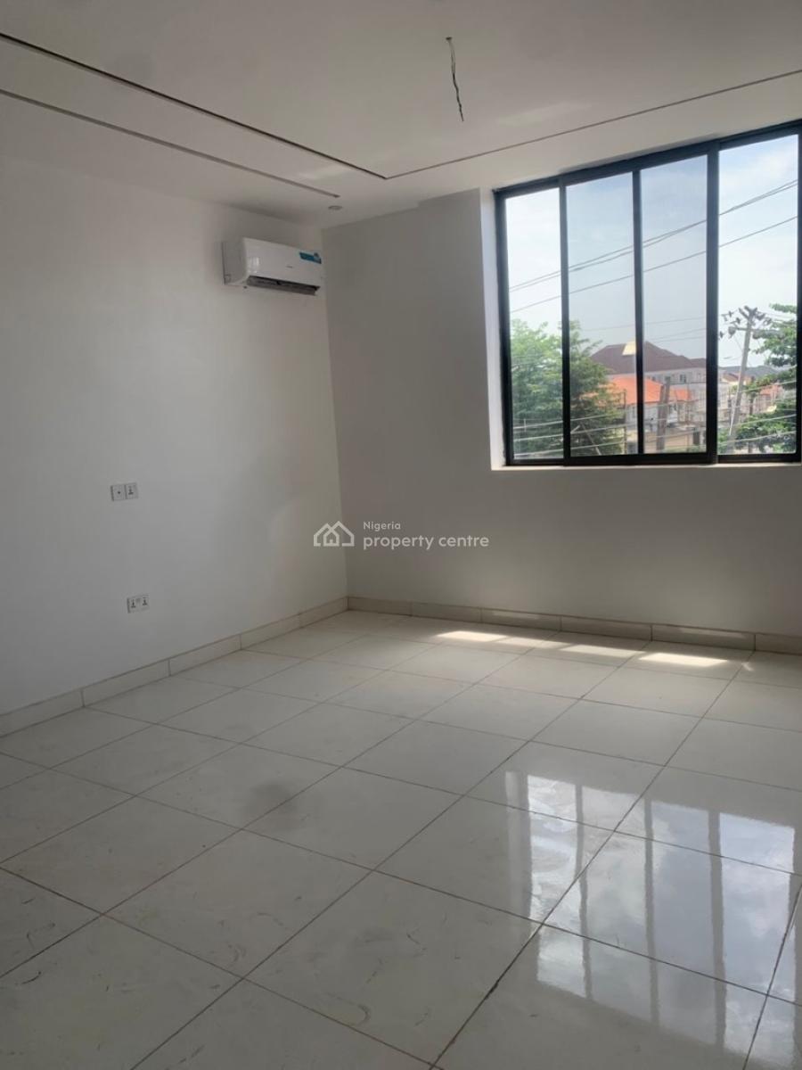 Newly Built 2 Bedroom Apartment, Lekki Phase 1, Lekki, Lagos, Flat / Apartment for Sale