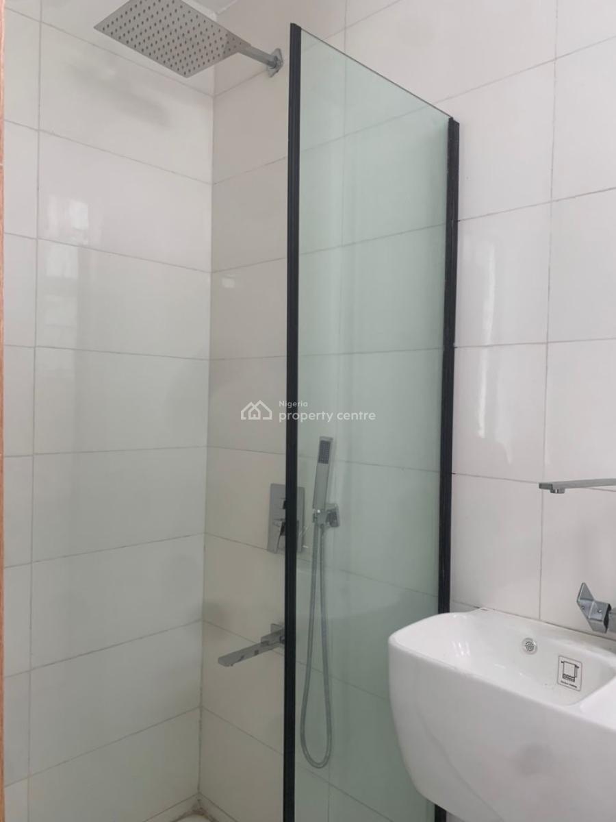 Newly Built 2 Bedroom Apartment, Lekki Phase 1, Lekki, Lagos, Flat / Apartment for Sale