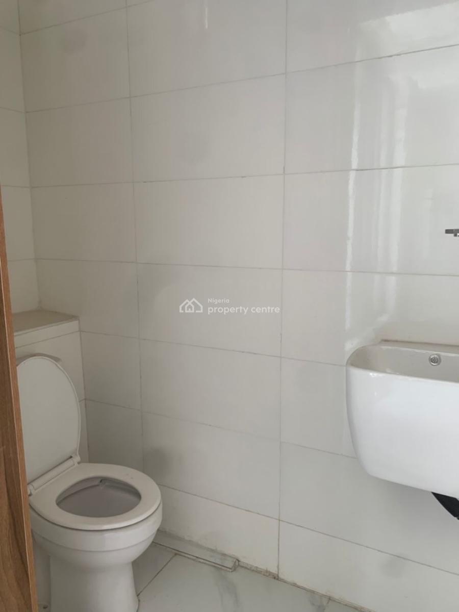 Newly Built 2 Bedroom Apartment, Lekki Phase 1, Lekki, Lagos, Flat / Apartment for Sale
