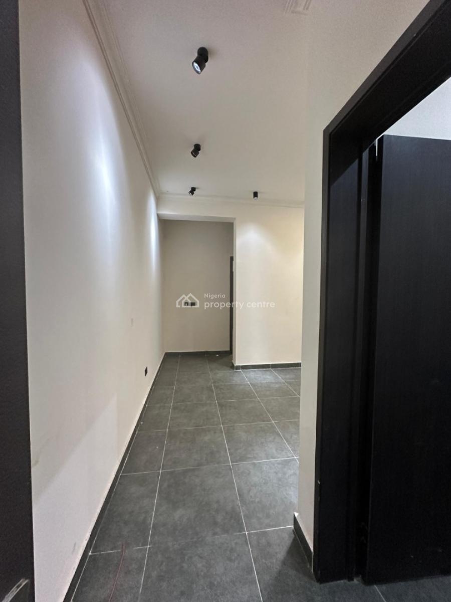 Well Finished Fully Serviced 1 Bedroom Flat, Lekki Phase 1, Lekki, Lagos, Mini Flat (room and Parlour) for Sale