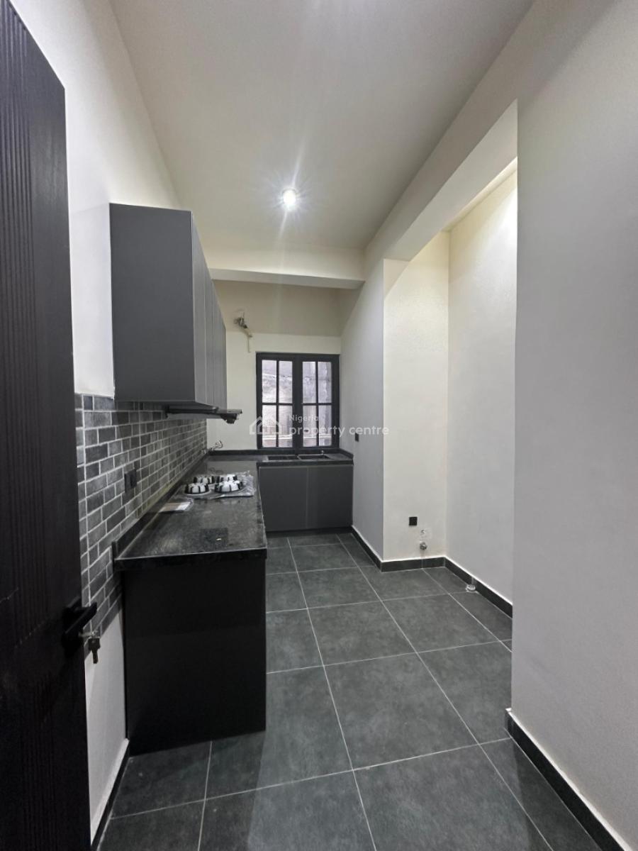 Well Finished Fully Serviced 1 Bedroom Flat, Lekki Phase 1, Lekki, Lagos, Mini Flat (room and Parlour) for Sale