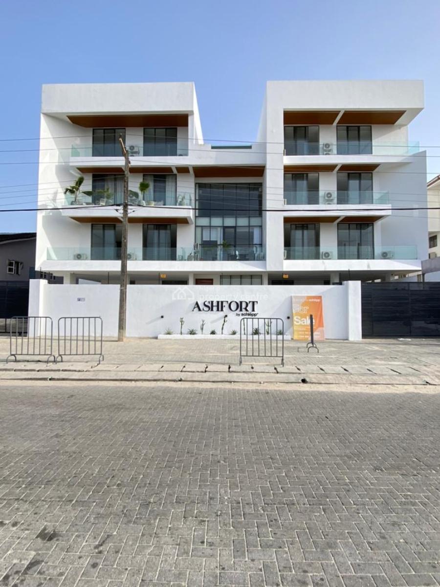 2 Bedroom Apartment with Bq,pool,gym,concierge   Price: 320m Location:, Lekki, Lekki Phase 1, Lekki, Lagos, Block of Flats for Sale