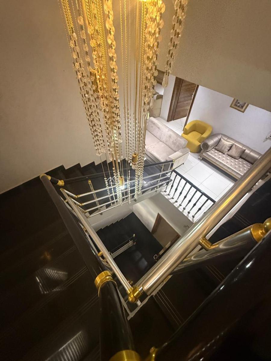 Mansion Sitting on 1000sqm, Pinnock Beach Estate, Osapa, Lekki, Lagos, Block of Flats for Sale