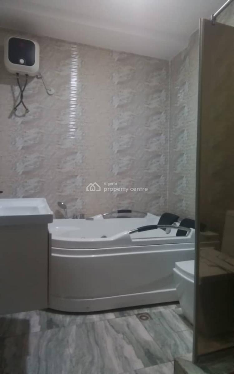 Well Maintained Rear 5 Bedroom En-suited Fully Detached Duplex+ Study, Chevron, Lekki, Lagos, Commercial Property for Rent