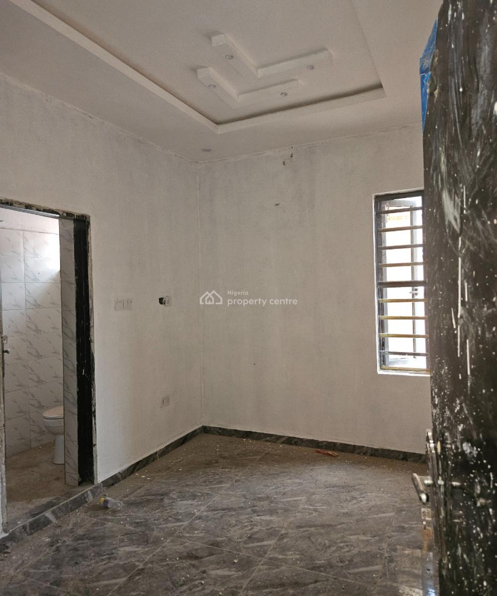 Direct Brief   Shared Apartment at Oral Estate Extension. Pay and Star, Oral Estate Extension, Lekki Phase 1, Lekki, Lagos, Terraced Duplex for Rent