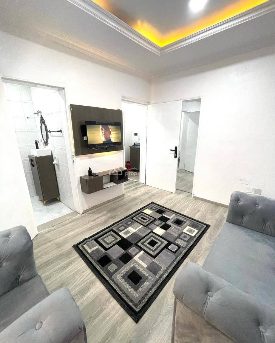 Furnished 1 Bedroom Flat in Lekki Phase 0ne, Off Admiralty Way, Lekki Phase 1, Lekki, Lagos, Flat / Apartment for Rent