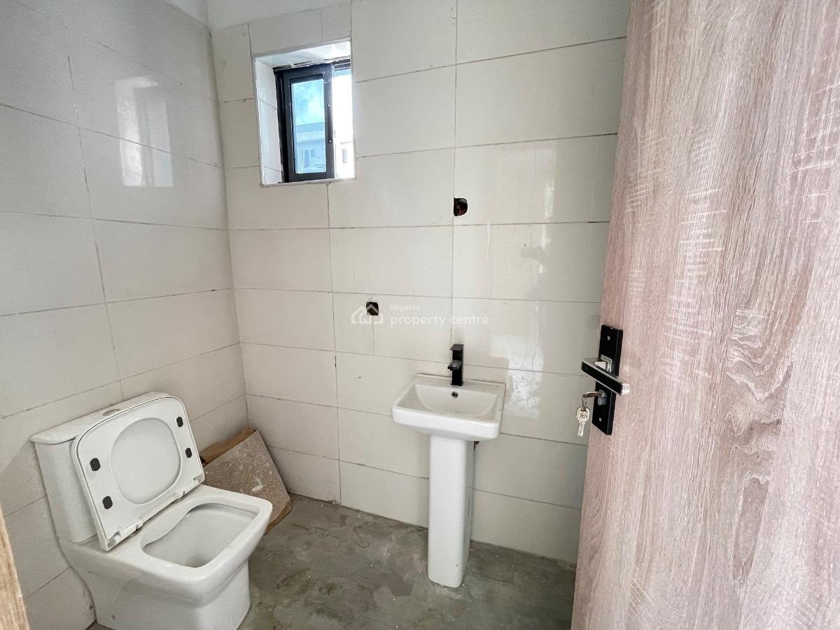 Exquisite 2 Bedroom Apartment in a Secured Estate, Ikate, Lekki, Lagos, Flat / Apartment for Rent