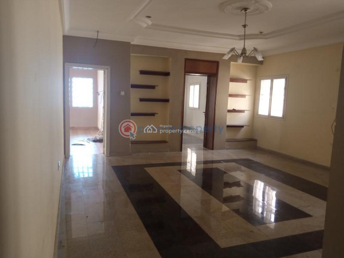 5-bed Spacious House with 2 Rooms Bq + Adequate Parking, Carlton Gate Estate, Chevron Drive Lekki, Lekki, Lagos, Detached Duplex for Rent