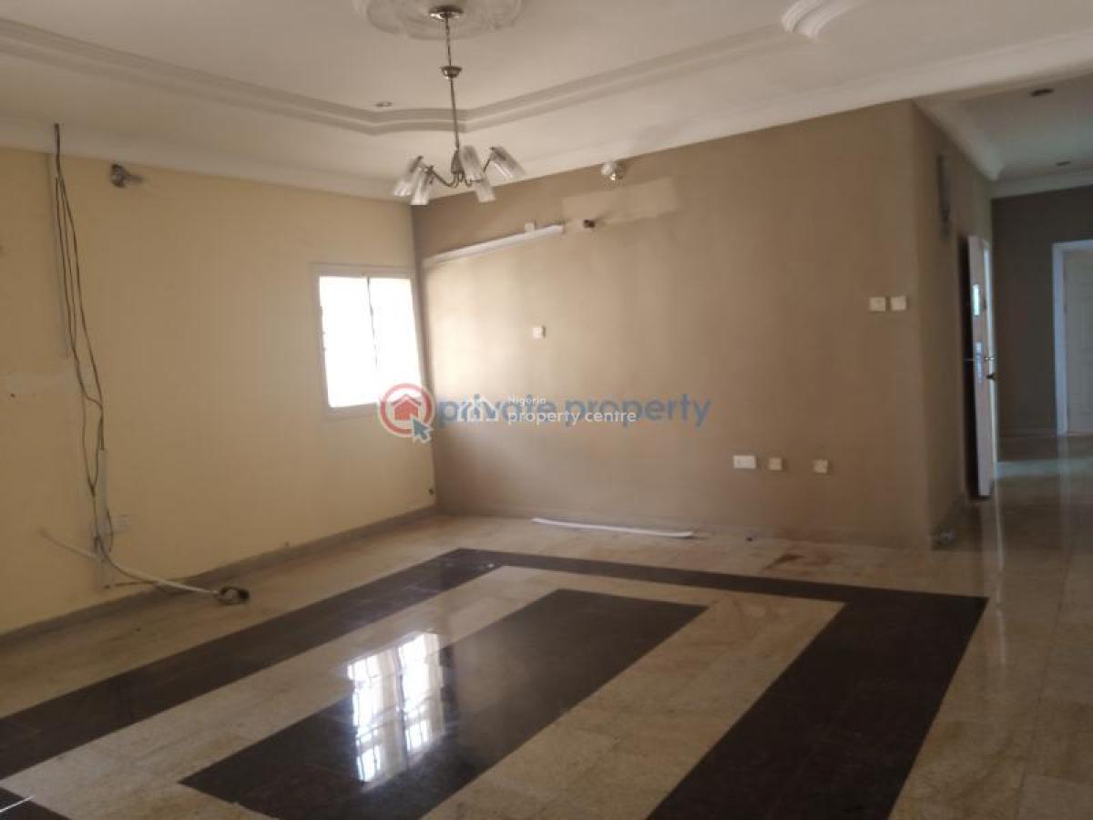 5-bed Spacious House with 2 Rooms Bq + Adequate Parking, Carlton Gate Estate, Chevron Drive Lekki, Lekki, Lagos, Detached Duplex for Rent
