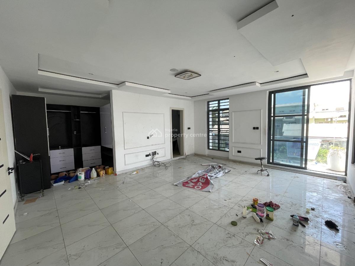 Commercial Property: 3 Bedroom Space, Ikate, Lekki, Lagos, Commercial Property for Rent