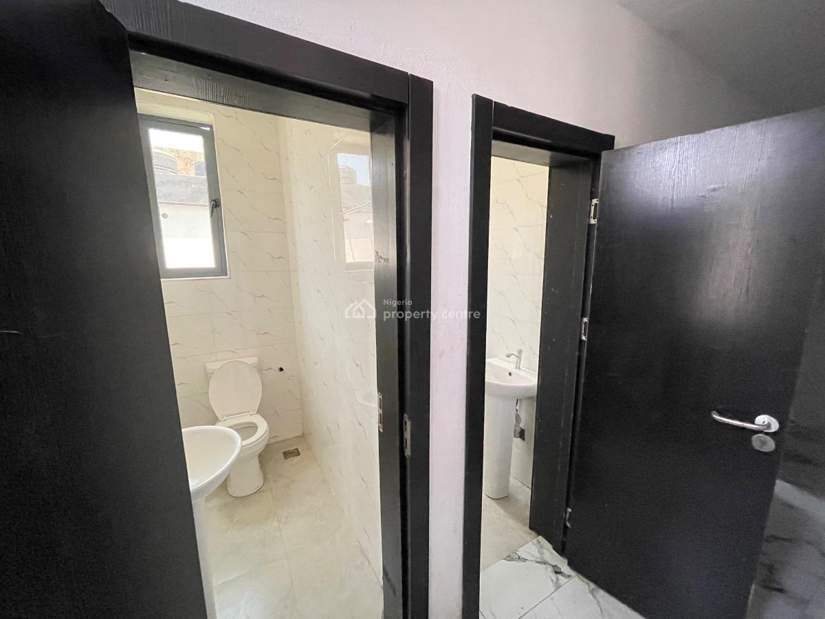 Commercial Property: 232sqm Office Space, Lekki Phase 1, Lekki, Lagos, Office Space for Rent