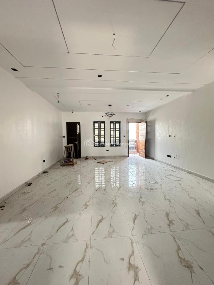Very Spacious 3 Bedroom Apartment with Gym and Elevator in a Secure an, Ikate, Ikate, Lekki, Lagos, Flat / Apartment for Sale